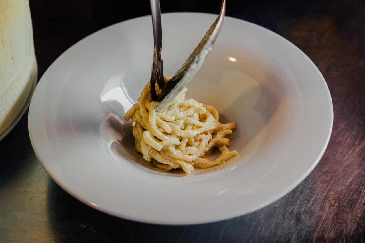 Hotel La Pietra Restaurant フォズディノーヴォ エクステリア 写真